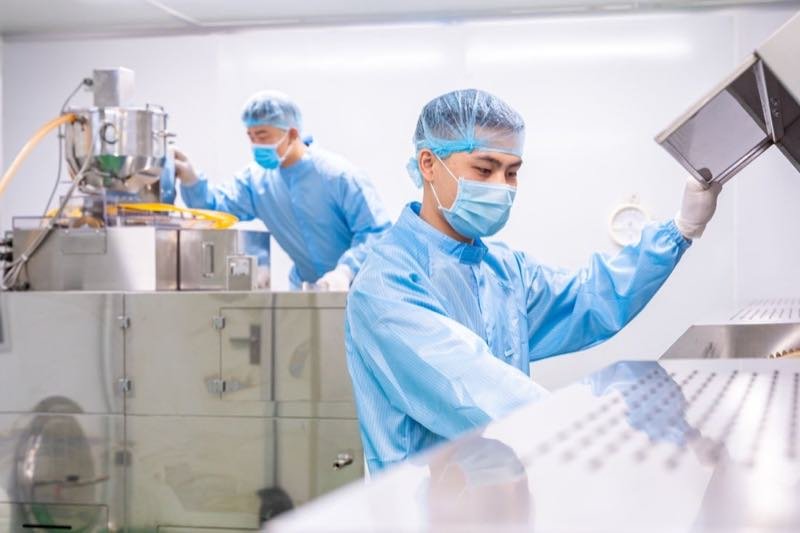 Hình ảnh phòng máy và lab Topqueen