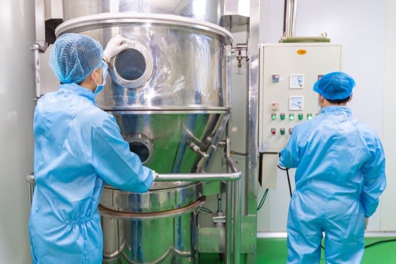 Hình ảnh phòng máy và lab Topqueen