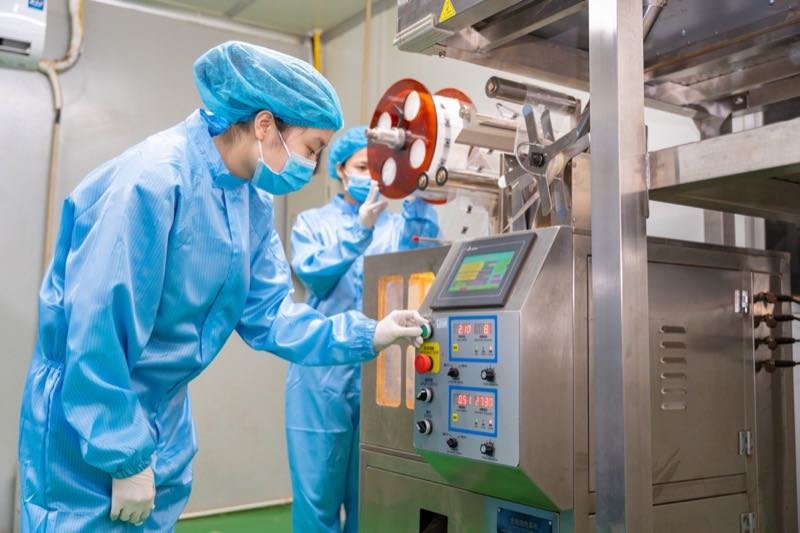 Hình ảnh phòng máy và lab Topqueen