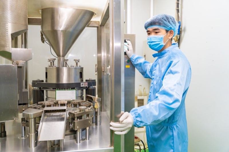 Hình ảnh phòng máy và lab Topqueen