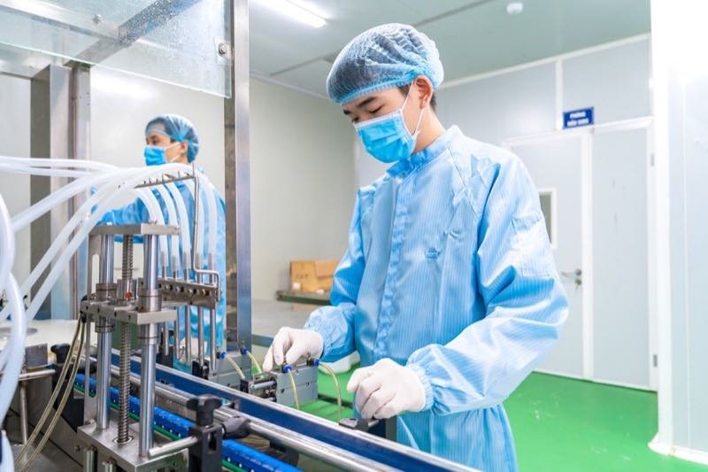 Hình ảnh phòng máy và lab Topqueen